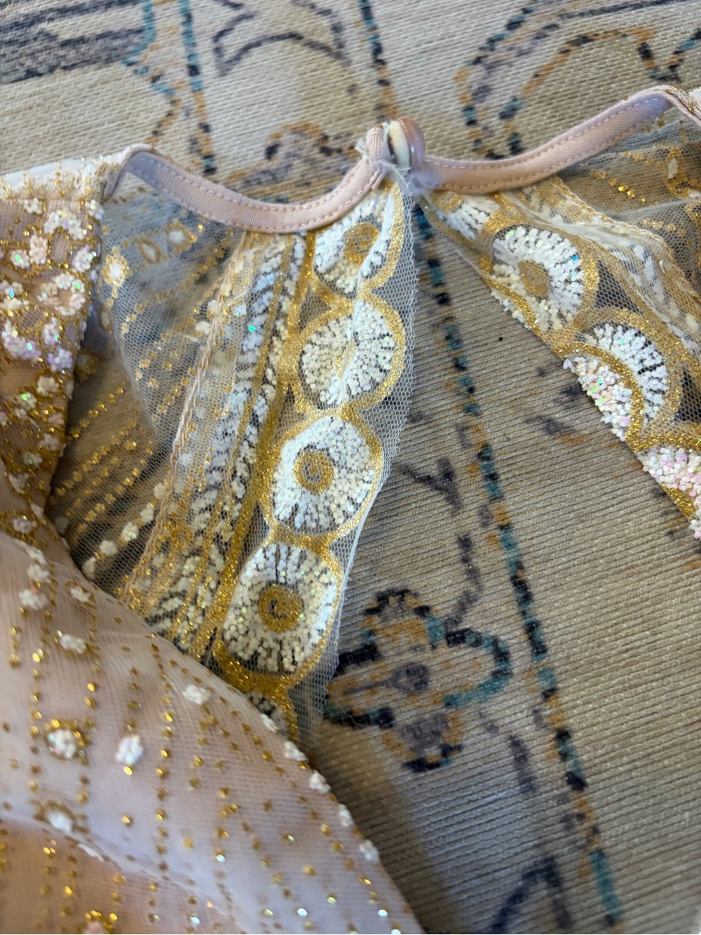 Hello Molly Match Me Sleeveless Mini Dress in Champagne Sequins Sz XS - Picture 7 of 9